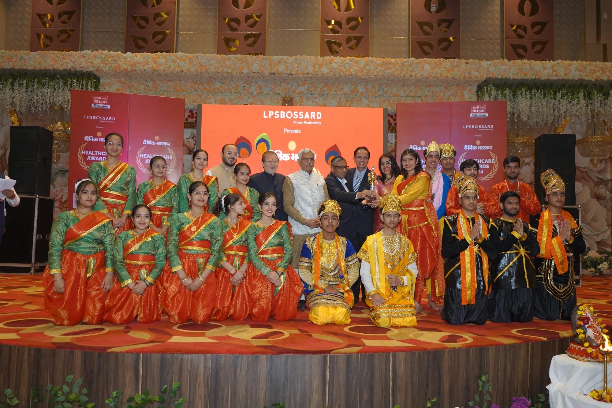 Dainik Bhaskar Healthcare Awards cultural performance by Global Events, Rohtak